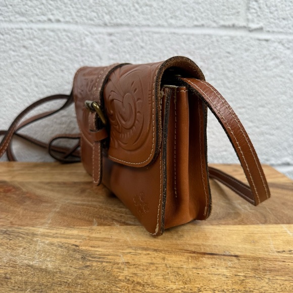 Patricia Nash Florence Tooled Leather Crossbody Bag | Style P06107 - Picture 2 of 11